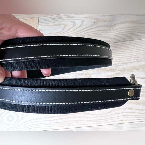 Parker Thatch Handbags - Parker Thatch Jackie Crossbody strap